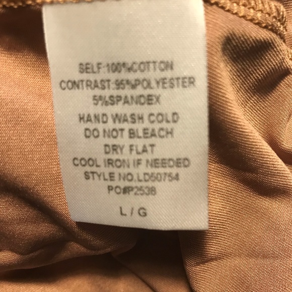 LAST ONE!!! Main Strip Lace Floral Mini - Picture 7 of 7